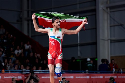 Two Gold, Two Silver for Iranian Cadet Wrestlers at Youth Olympic Games